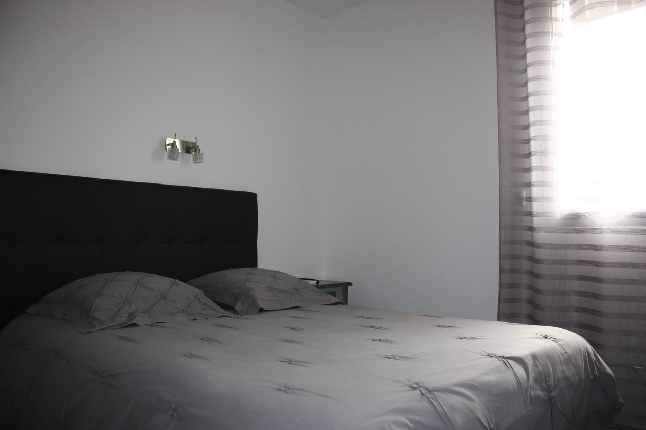 Hotel Le Midi Montaigu-de-Quercy Екстер'єр фото